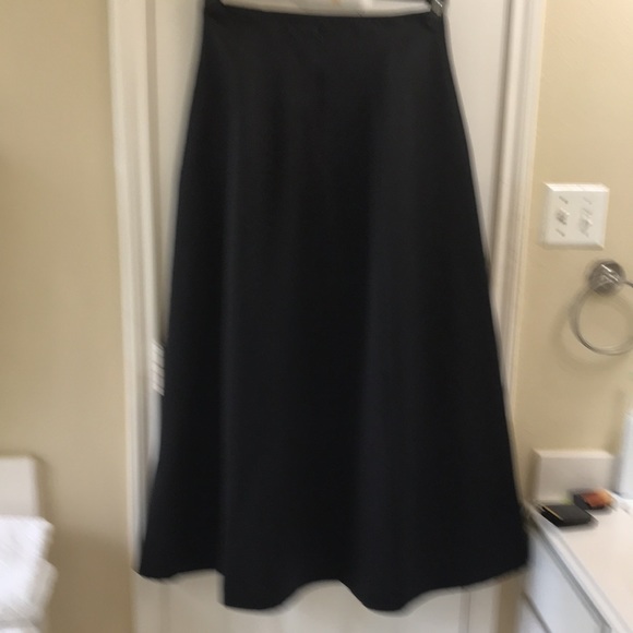Patra full skirt. Fully lined with extra netting for shape. EUC - Picture 2 of 6